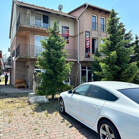 Velvet Motel Hegyeshalom Extérieur photo